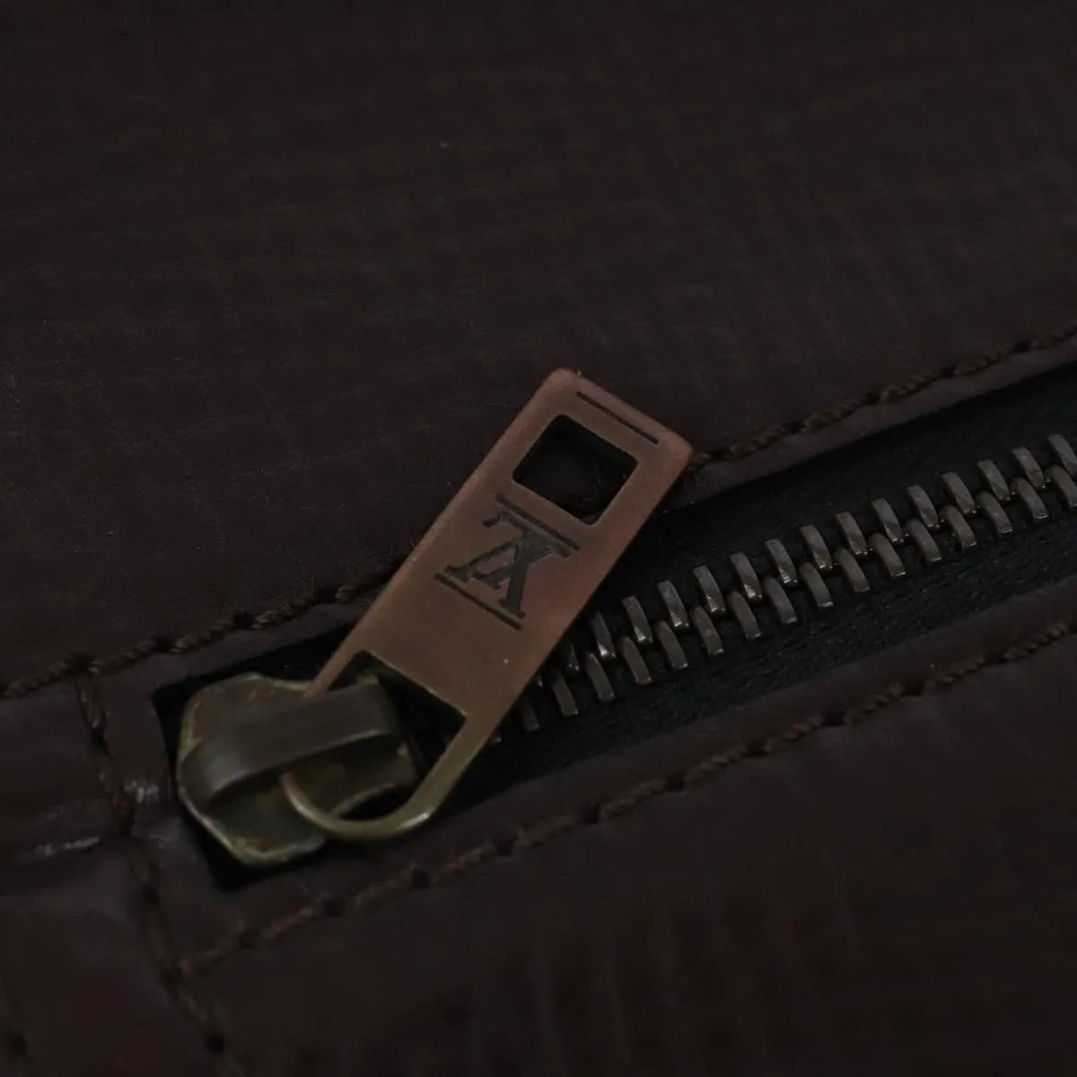 Louis Vuitton Shawnee Messenger Utah Leather, Brown, Leather, Shoulder Bag