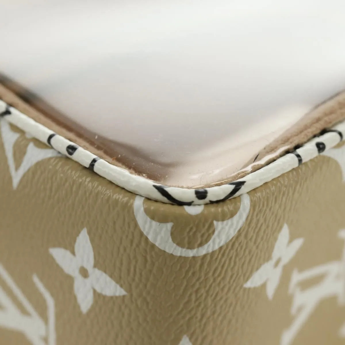 Louis Vuitton Beach Limited Edition Colored Monogram Giant, Green, Canvas, Clutch
