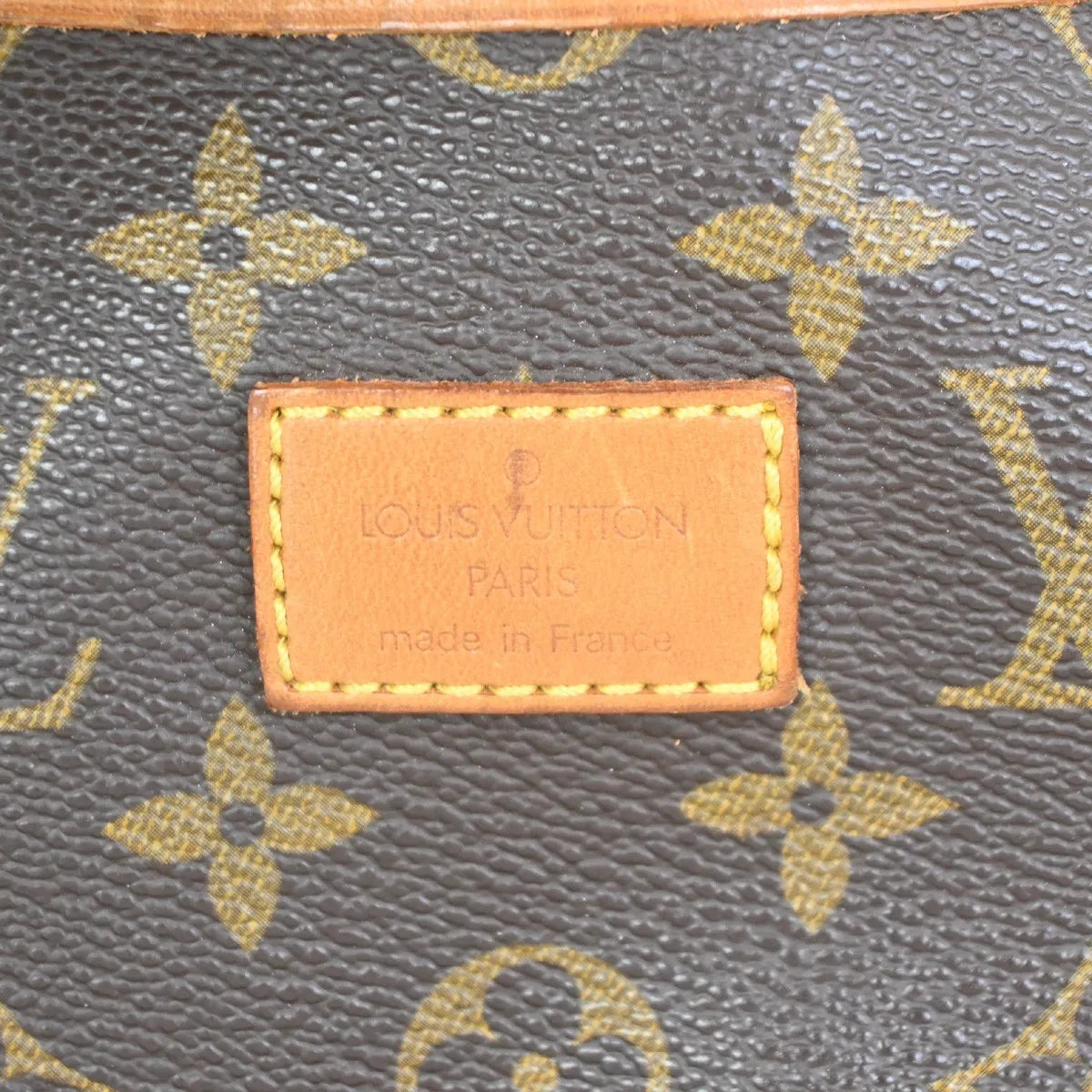 Louis Vuitton Saumur Monogram, Brown, Leather, Shoulder Bag