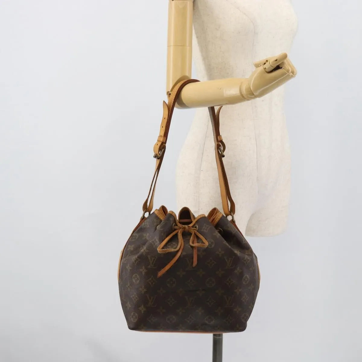 Louis Vuitton Petit Noe Monogram Canvas, Brown, Canvas, Shoulder Bag