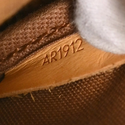 Louis Vuitton Saumur Canvas, Brown, Canvas, Shoulder Bag