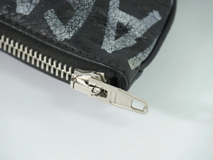 Balenciaga Graffiti Leather, Black, Leather, Clutch