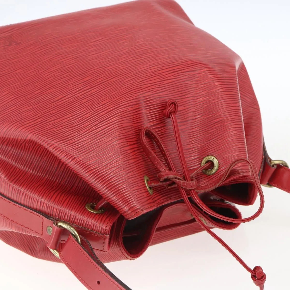 Louis Vuitton Petit Noe Epi Leather, Red, Leather, Shoulder Bag