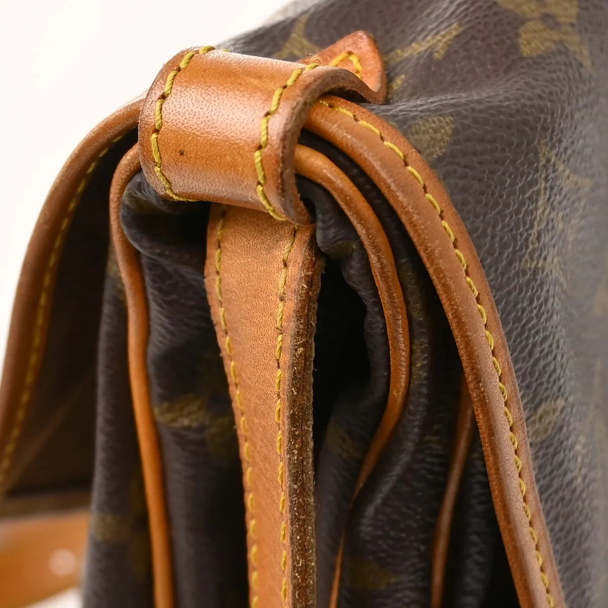 Louis Vuitton Saumur Canvas, Brown, Canvas, Shoulder Bag