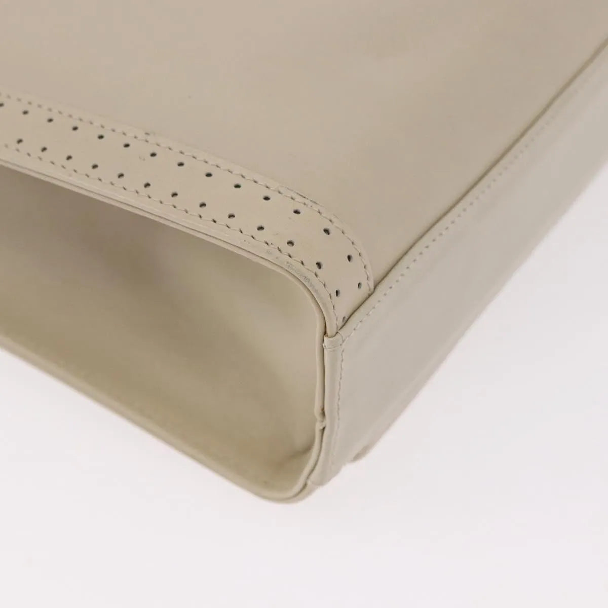 Salvatore Ferragamo Gancini Leather, Beige, Leather, Shoulder Bag
