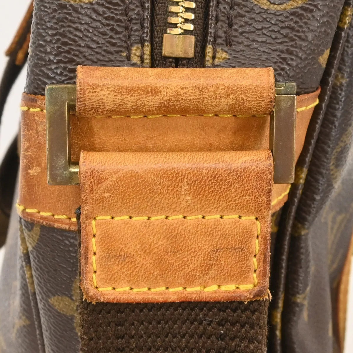 Louis Vuitton Sac Bosphore Monogram Canvas, Brown, Canvas, Briefcase