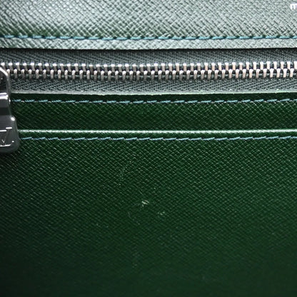 Louis Vuitton Selenga Pochette Taiga Leather, Green, Leather, Clutch