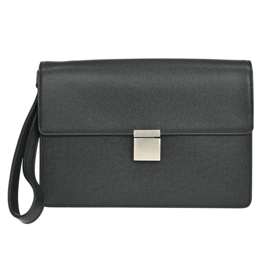 Louis Vuitton Selenga Pochette Taiga Leather, Black, Leather, Clutch