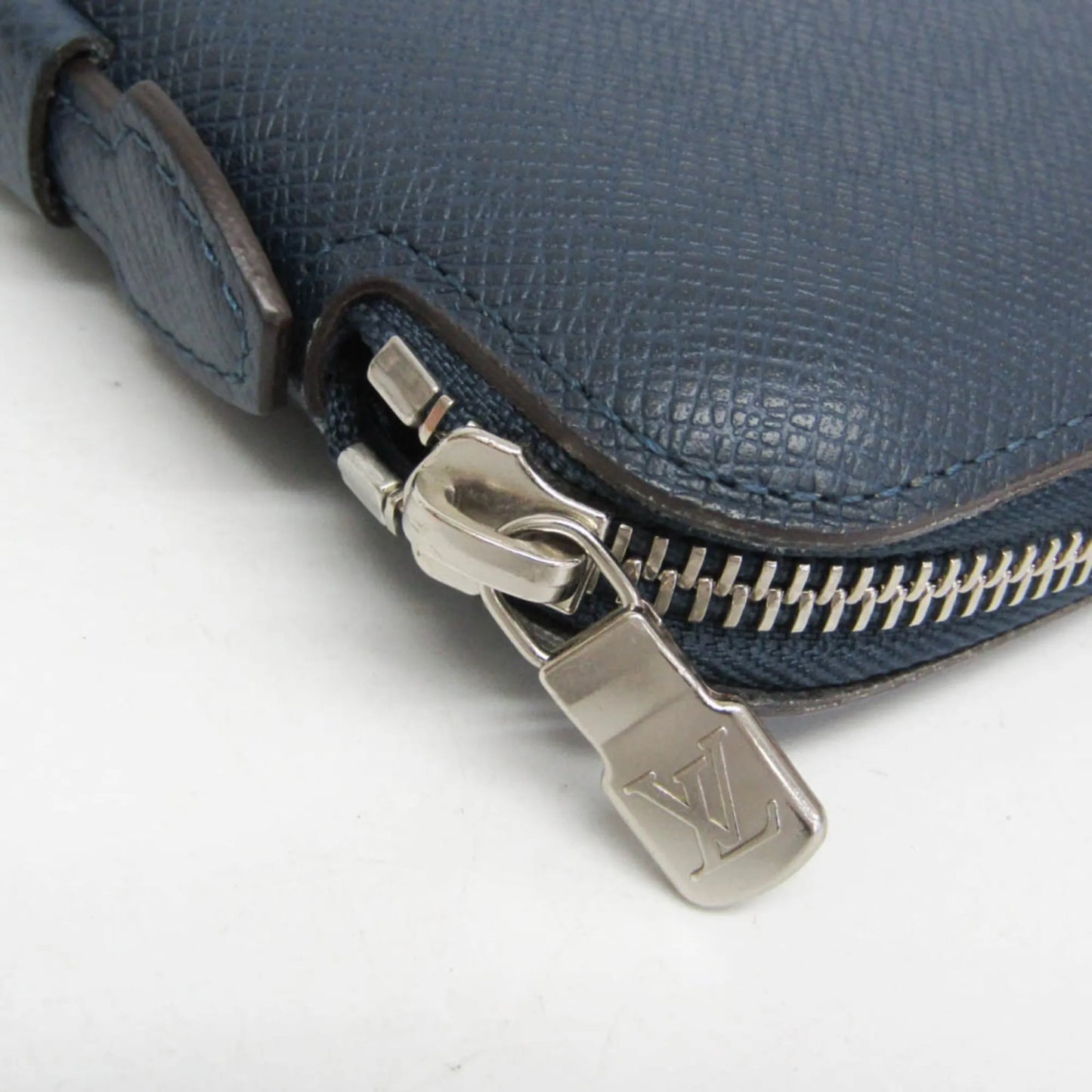 Louis Vuitton Atoll Organizer Taiga Leather, Blue, Leather, Wallet