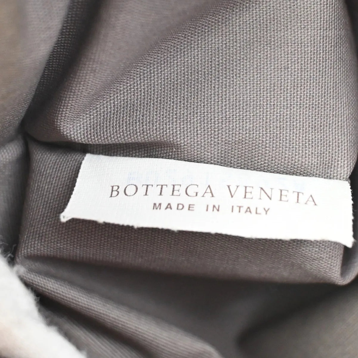 Bottega Veneta Flat Messenger Intrecciato Nappa, Red, Leather, Shoulder Bag