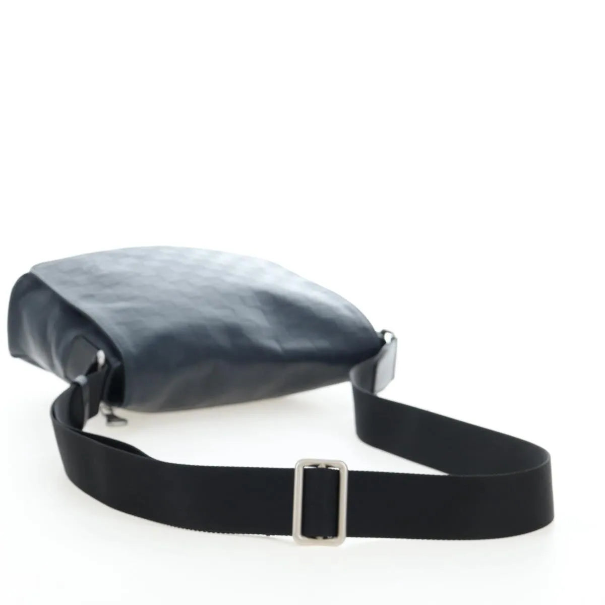 Louis Vuitton District Messenger Damier Infini Leather, Black, Leather, Shoulder Bag