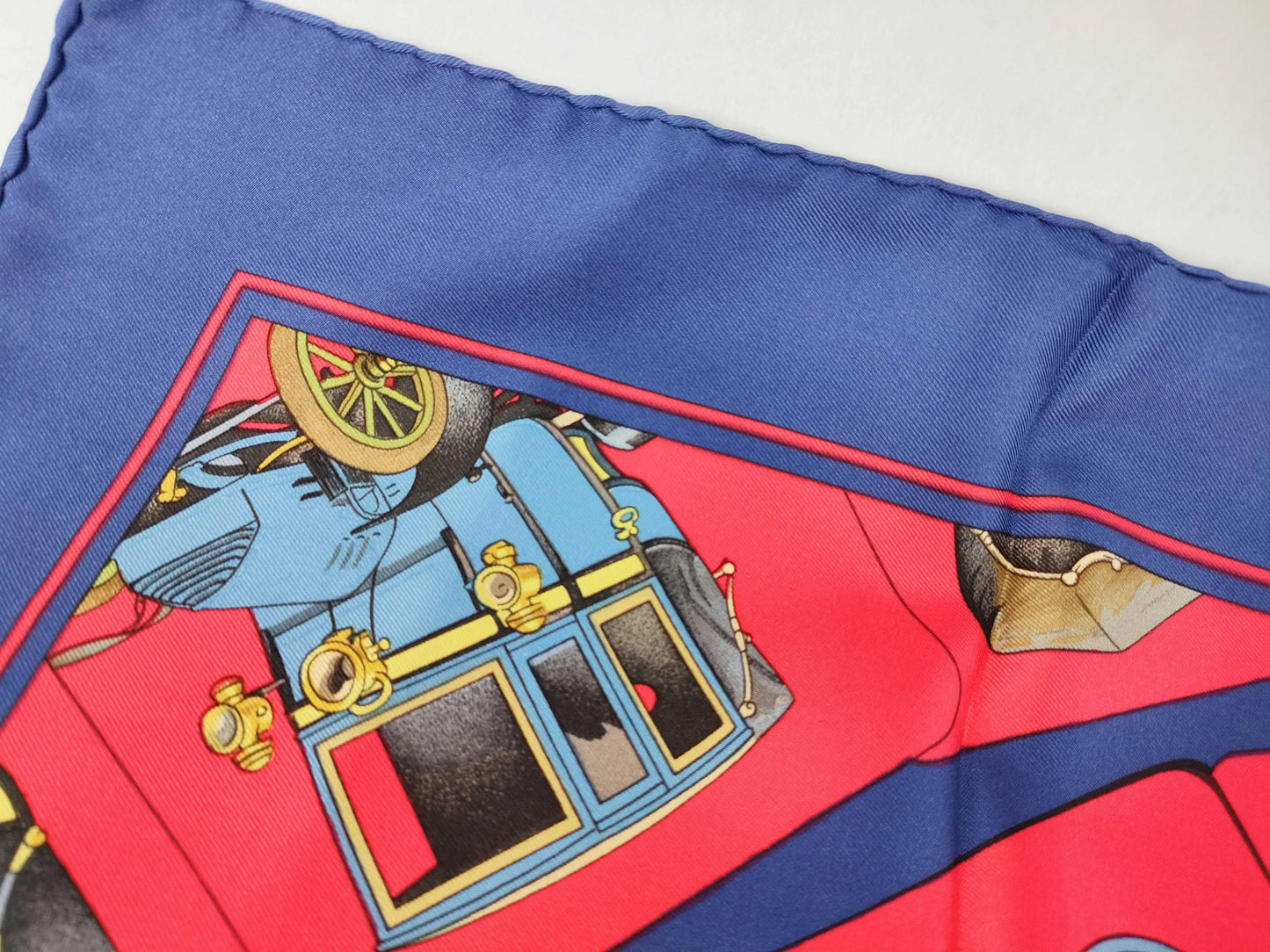 Hermes Carré 90 Silk multicolor, Multicolour, Silk, Scarf
