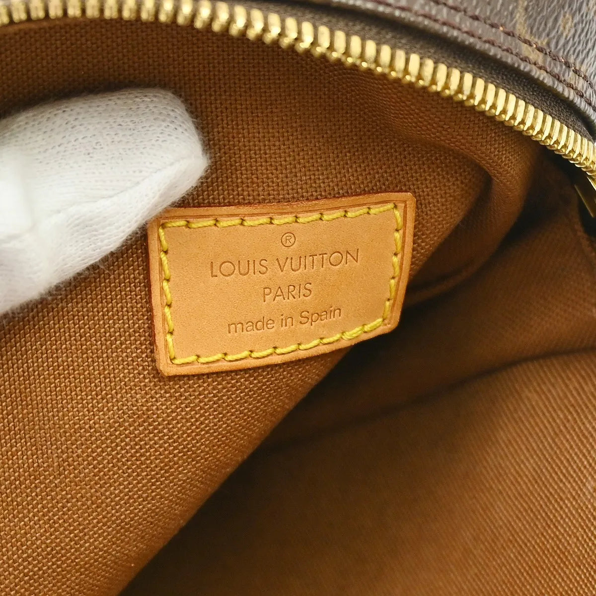 Louis Vuitton Pochette Gange Monogram Canvas, Brown, Canvas, Clutch