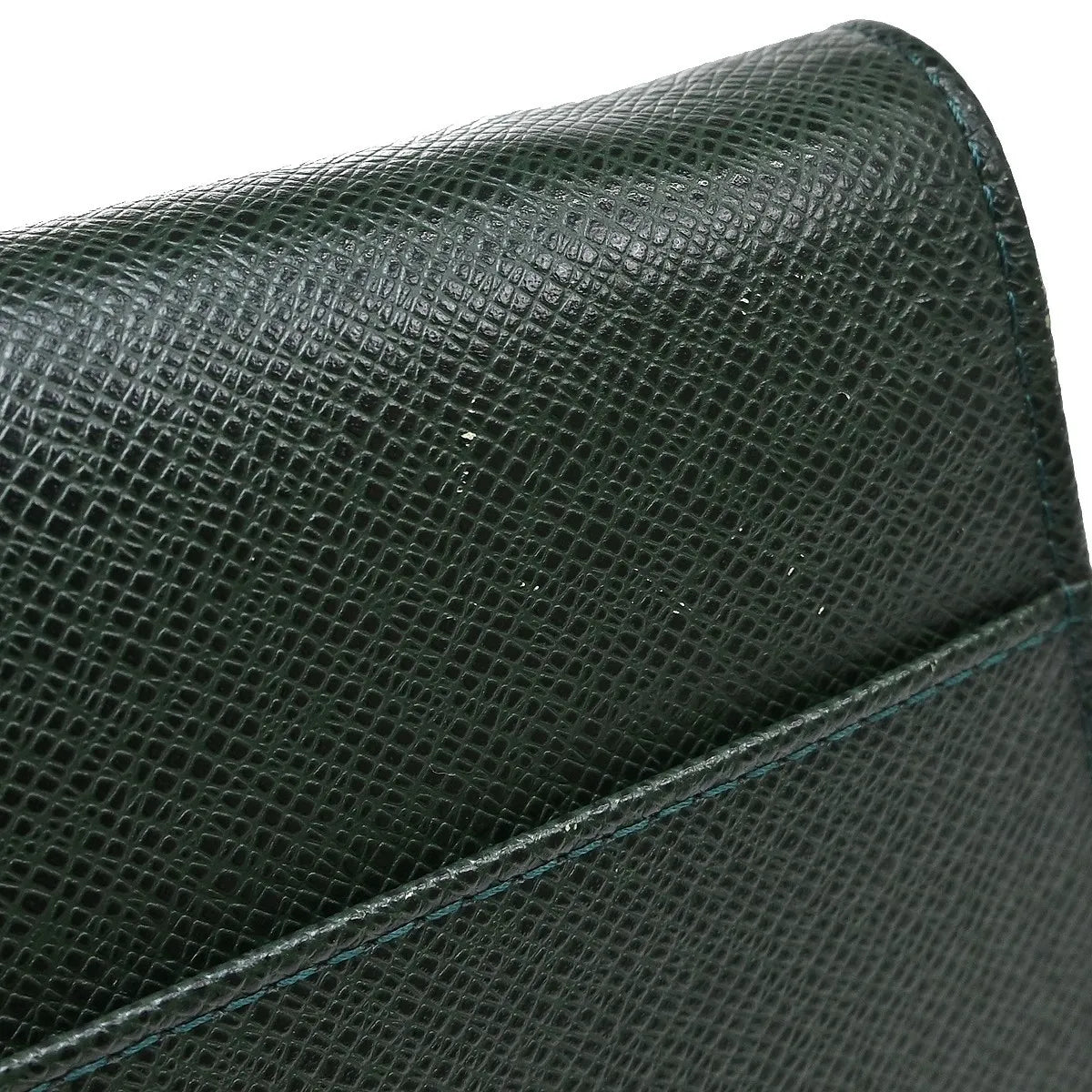 Louis Vuitton Selenga Pochette Taiga Leather, Green, Leather, Clutch