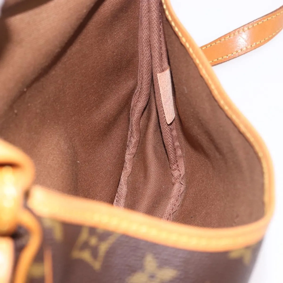 Louis Vuitton Saumur Canvas, Brown, Canvas, Shoulder Bag