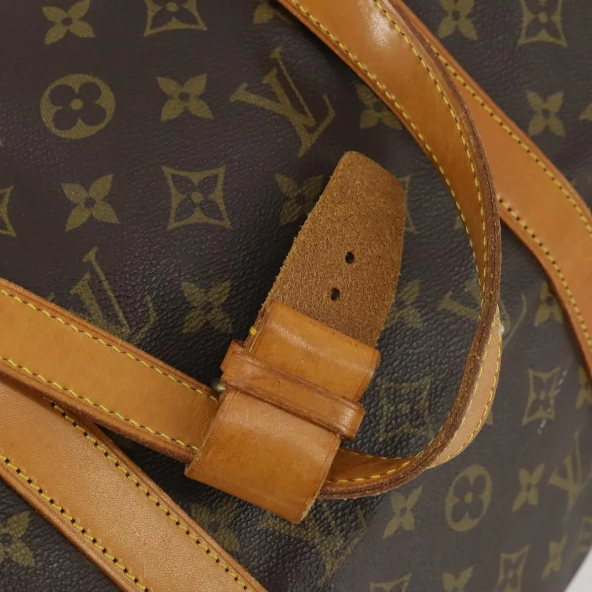 Louis Vuitton Sirius Monogram Canvas, Brown, Canvas, Travel Bag