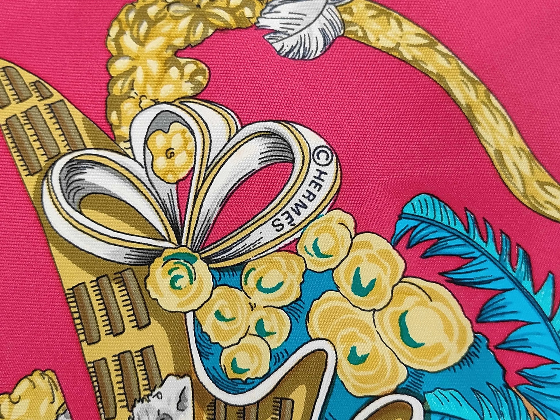 Hermes Carré 90 Silk multicolor, Multicolour, Silk, Scarf