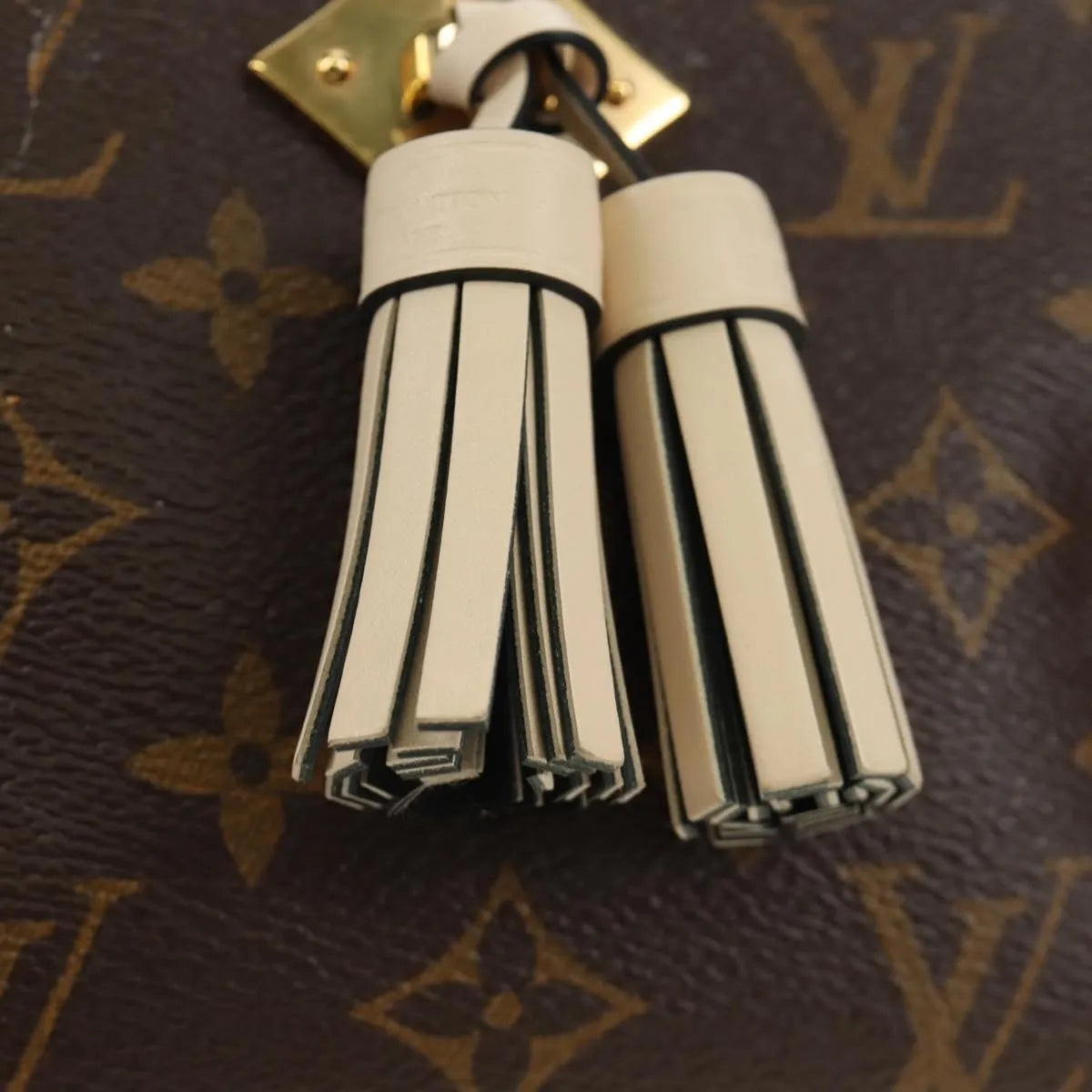 Louis Vuitton Saintonge Monogram Canvas with Leather, Brown, Canvas, Shoulder Bag