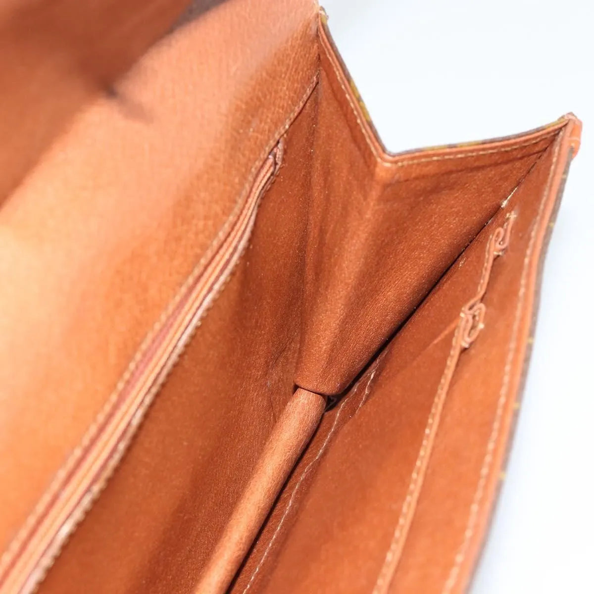 Louis Vuitton Dame Pochette Monogram Canvas, Brown, Canvas, Clutch