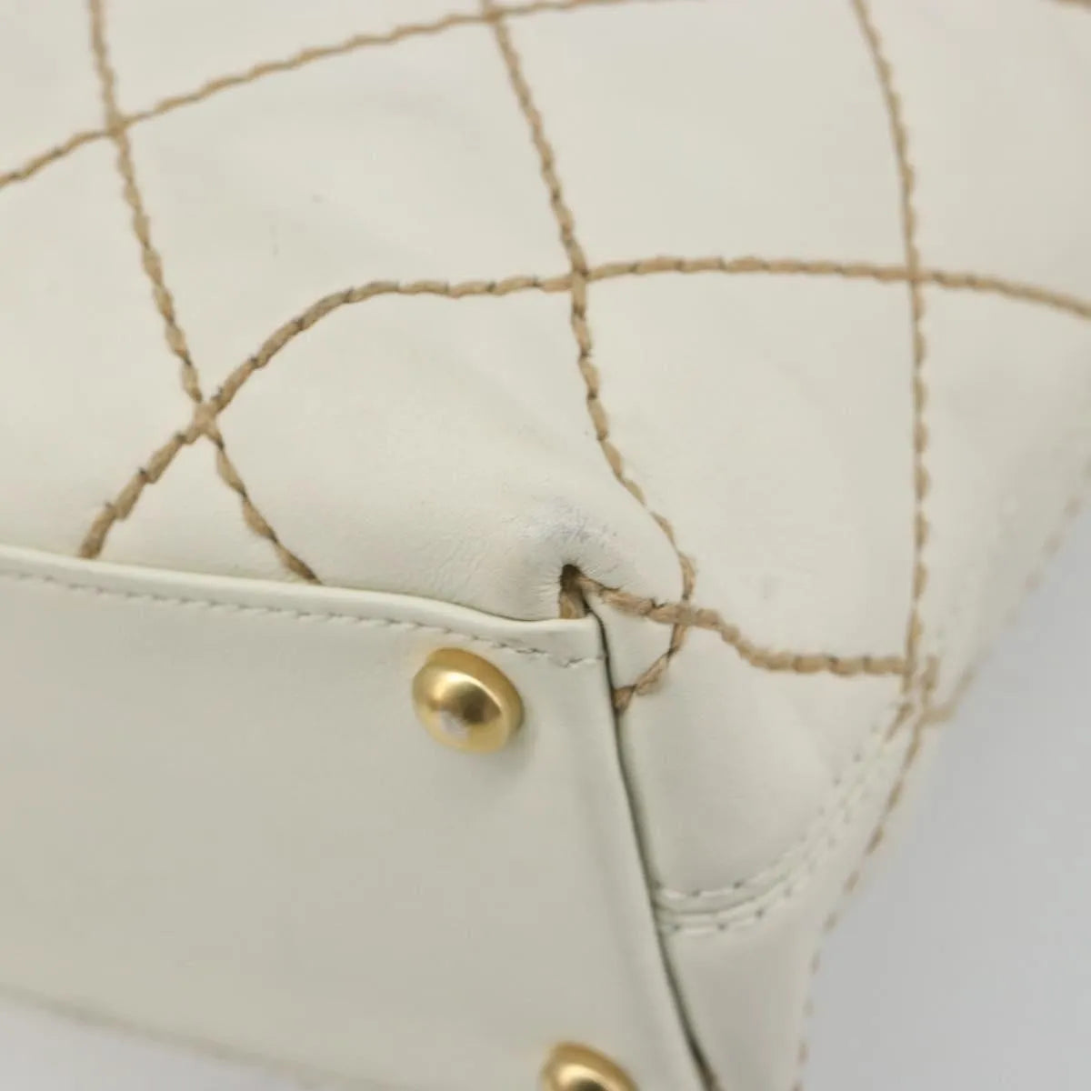 Chanel Surpique Tote Quilted Leather, White, Leather, Tote Bag
