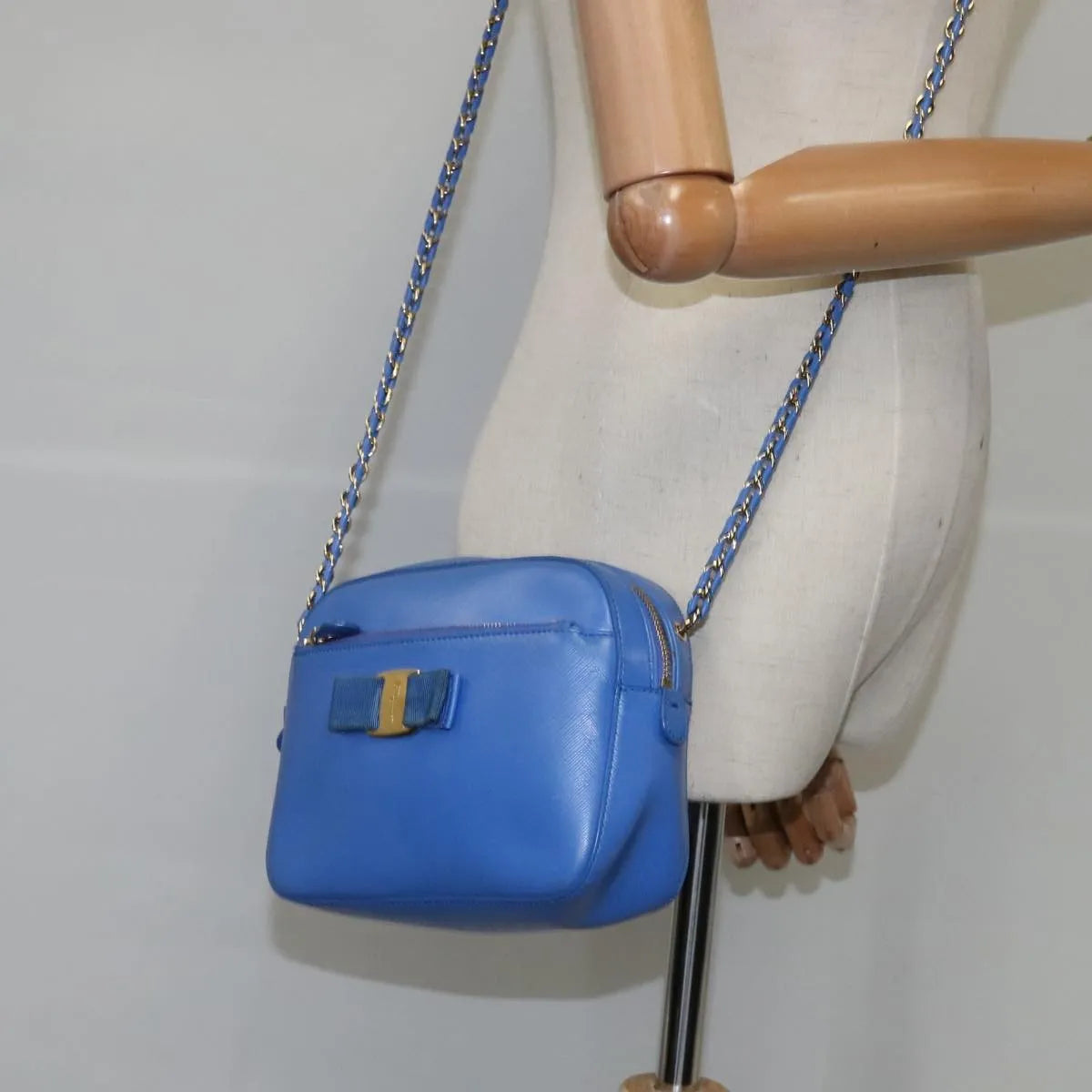 Salvatore Ferragamo Vala Leather, Blue, Leather, Shoulder Bag