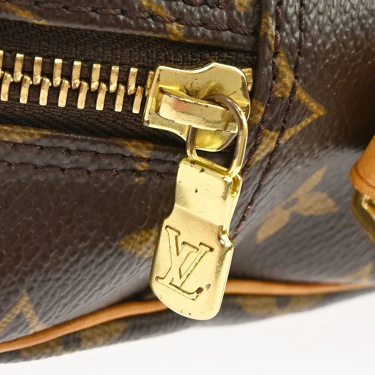 Louis Vuitton Nil Messenger Monogram Canvas, Brown, Canvas, Handbag
