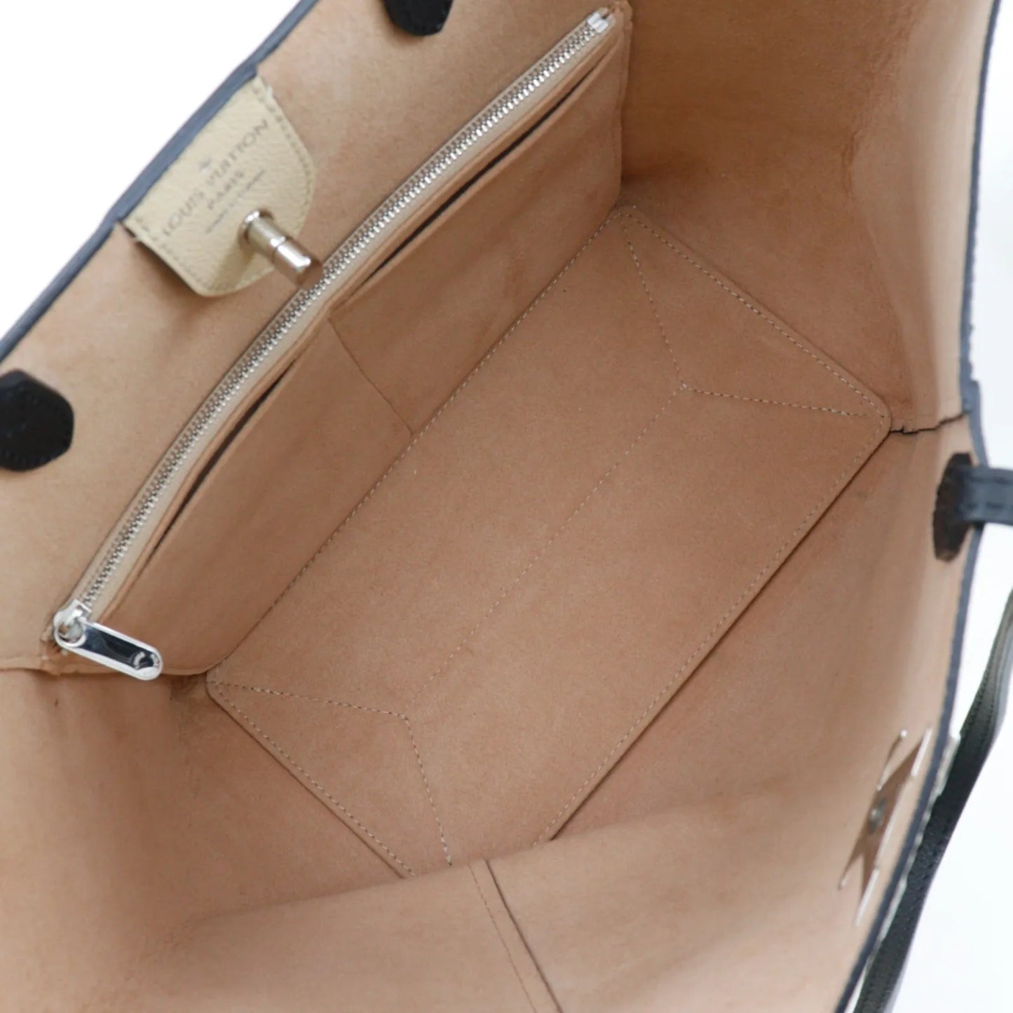 Louis Vuitton Lockme Cabas Leather, Beige, Leather, Tote Bag