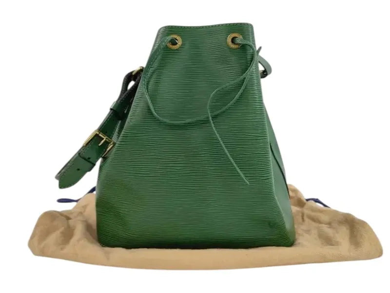 Louis Vuitton Petit Noe Epi Leather, Green, Leather, Shoulder Bag