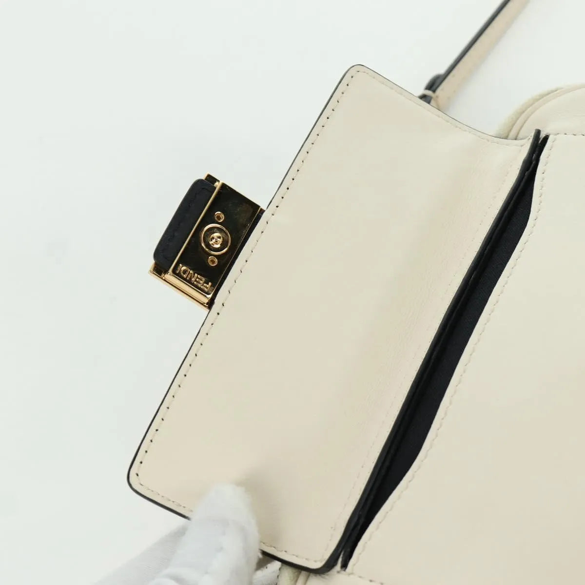 Fendi Easy 2 Baguette Leather, Beige, Leather, Crossbody Bag
