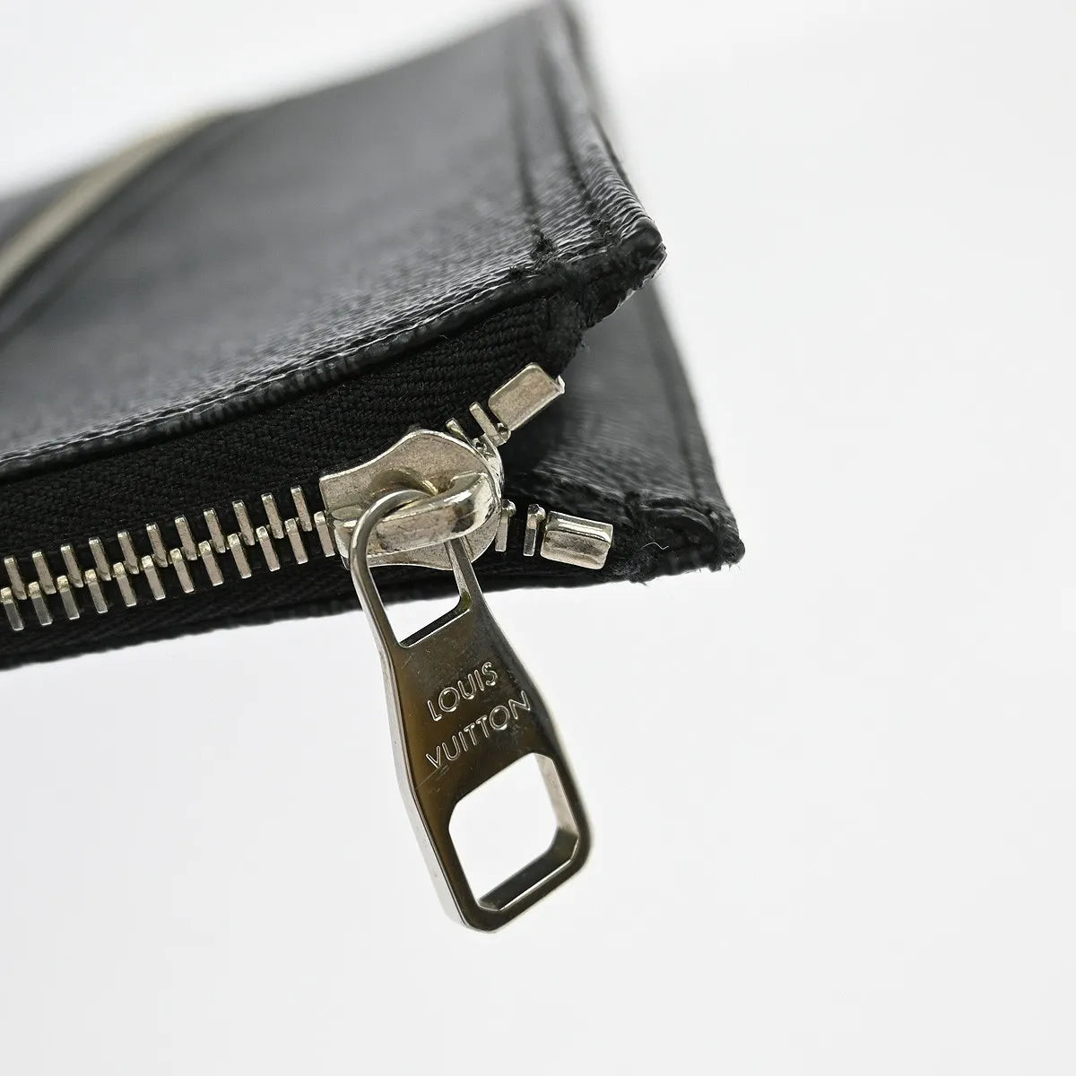 Louis Vuitton Poche Documents Damier Graphite, Gray, Canvas, Clutch