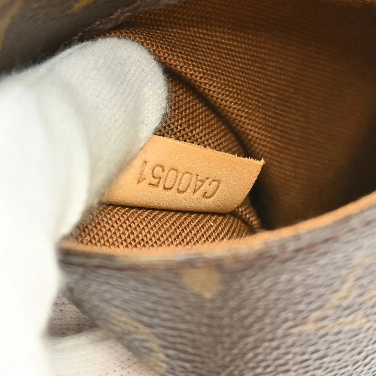 Louis Vuitton Pochette Gange Monogram Canvas, Brown, Canvas, Clutch