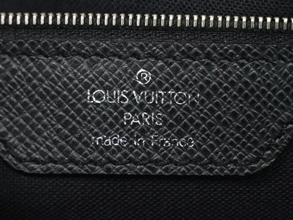 Louis Vuitton Alexei Messenger Taiga Leather, Black, Leather, Shoulder Bag