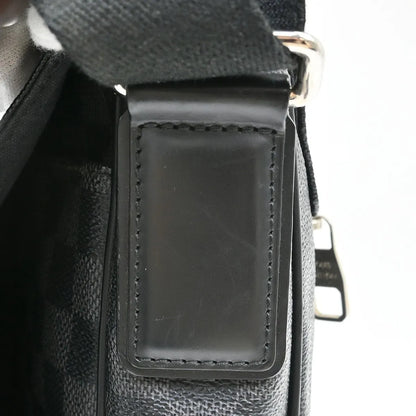 Louis Vuitton District Messenger Damier Graphite, Black, Canvas, Shoulder Bag
