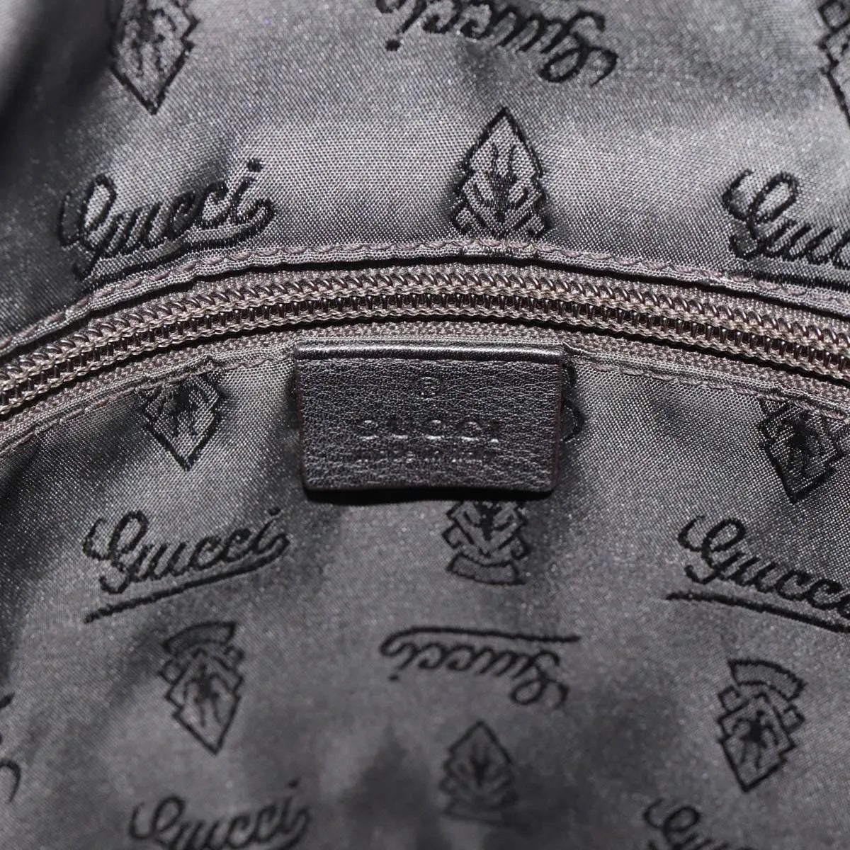 Gucci Front Zip Messenger Guccissima Leather, Black, Leather, Shoulder Bag