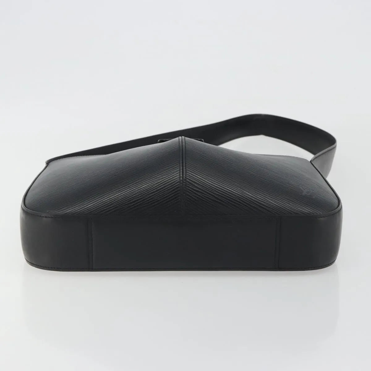 Louis Vuitton Reverie Epi Leather, Black, Leather, Shoulder Bag