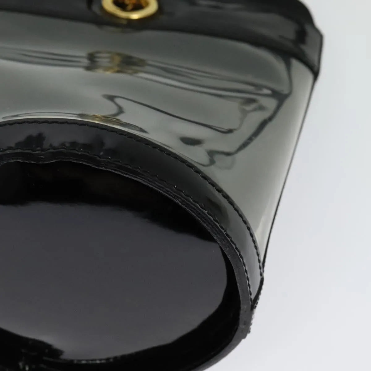 Salvatore Ferragamo Gancini Leather, Black, Leather, Shoulder Bag