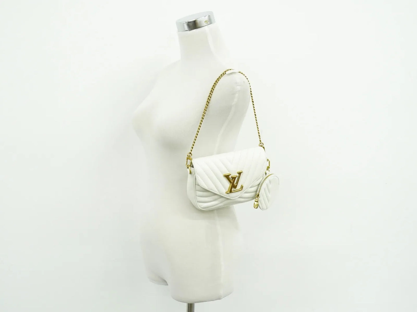 Louis Vuitton New Wave Multi Pochette Quilted Leather, White, Leather, Shoulder Bag