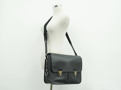 Louis Vuitton Alexei Messenger Taiga Leather, Black, Leather, Shoulder Bag