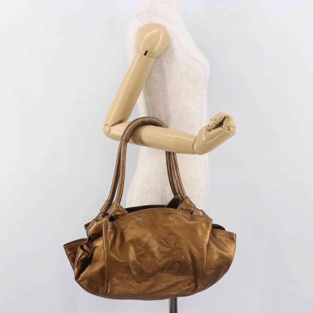 Loewe Anagram Logo Nappa Aire Hand Leather, Gold, Leather, Handbag