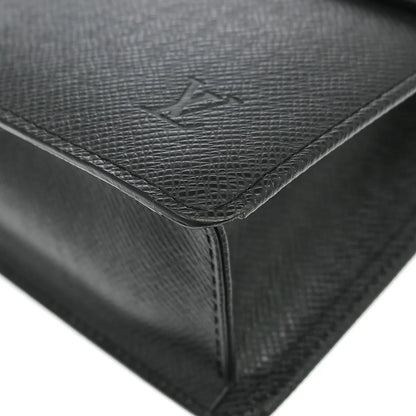 Louis Vuitton Selenga Pochette Taiga Leather, Black, Leather, Clutch