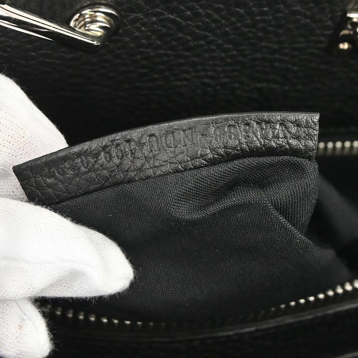 Fendi Selleria Peekaboo Fit Leather, Black, Leather, Handbag