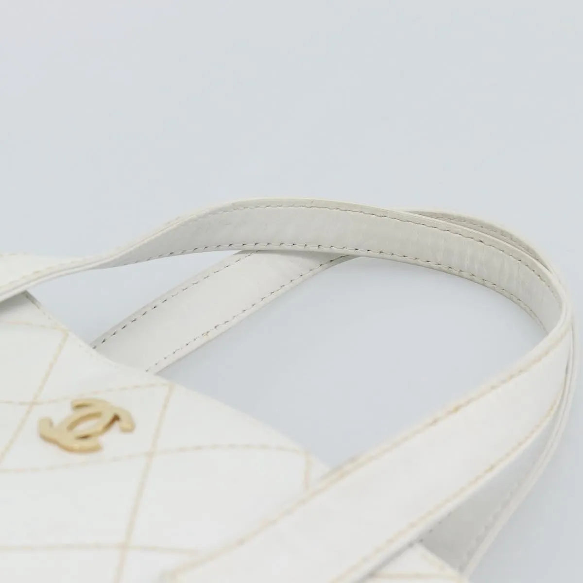 Chanel Surpique Tote Quilted Leather, White, Leather, Tote Bag