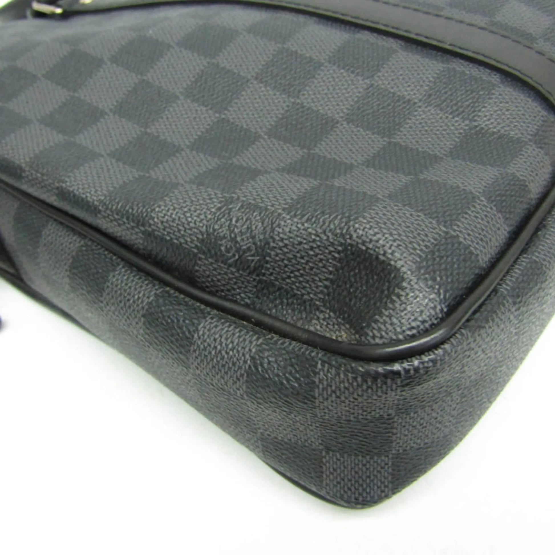 Louis Vuitton Porte-Documents Voyage Damier, Black, Canvas, Briefcase