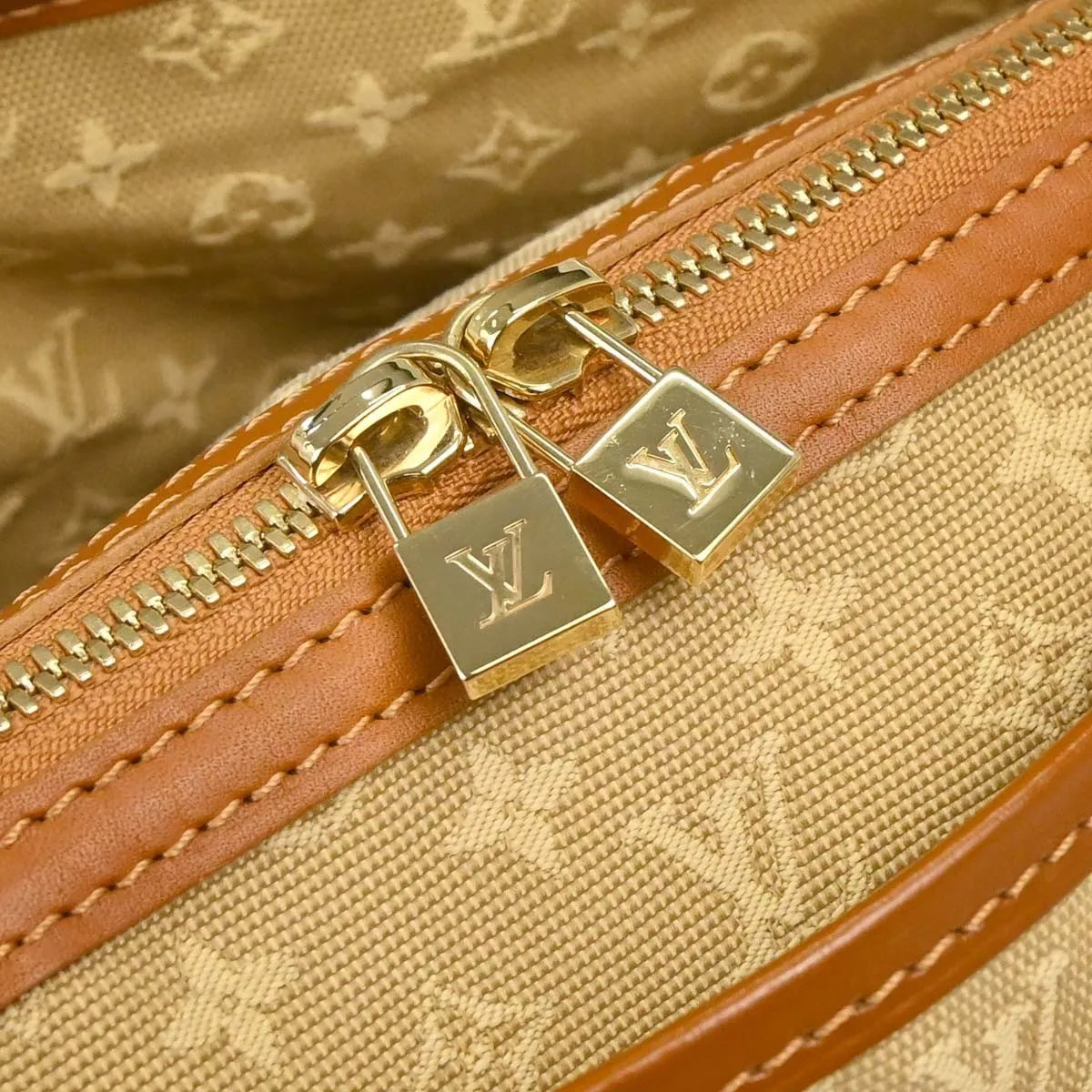 Louis Vuitton Sac Mary Kate Mini Lin, Beige, Canvas, Handbag