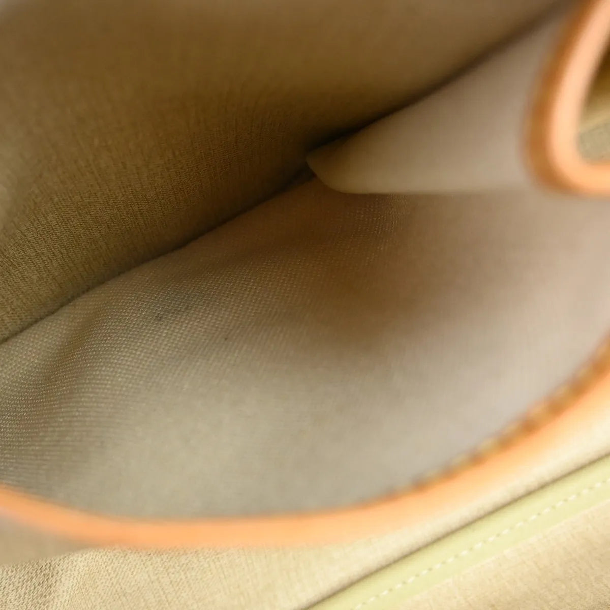 Louis Vuitton Deauville Monogram Canvas, Brown, Canvas, Handbag