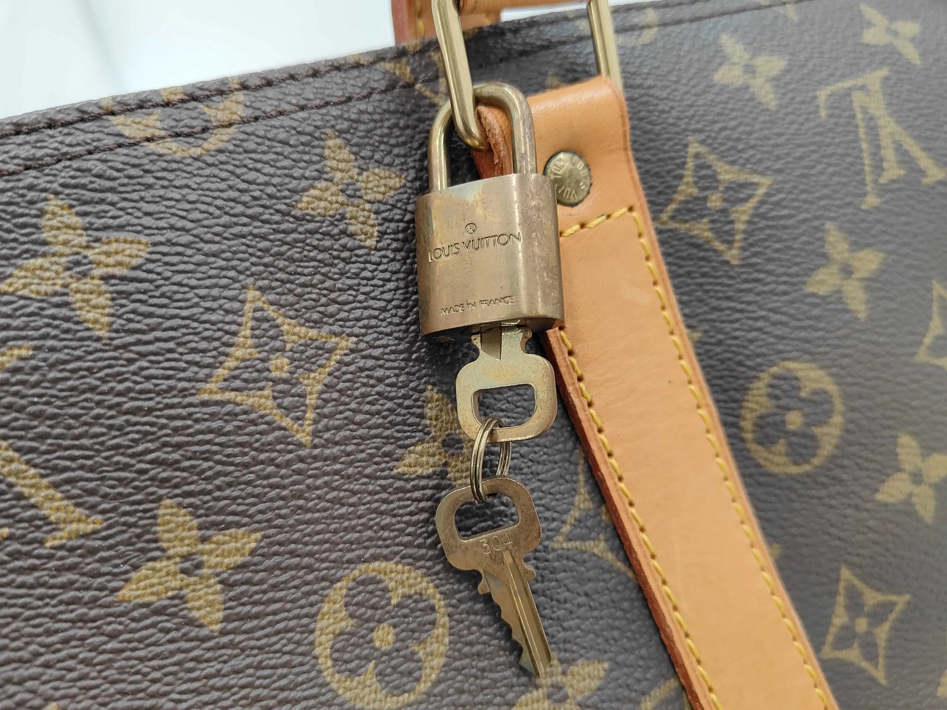 Louis Vuitton Keepall Monogram Canvas, Brown, Canvas, Travel Bag