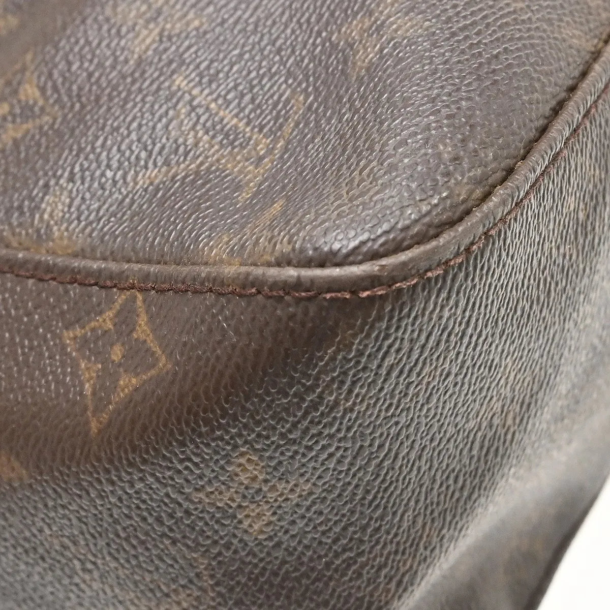 Louis Vuitton Monogram Looping Monogram Canvas, Brown, Canvas, Shoulder Bag