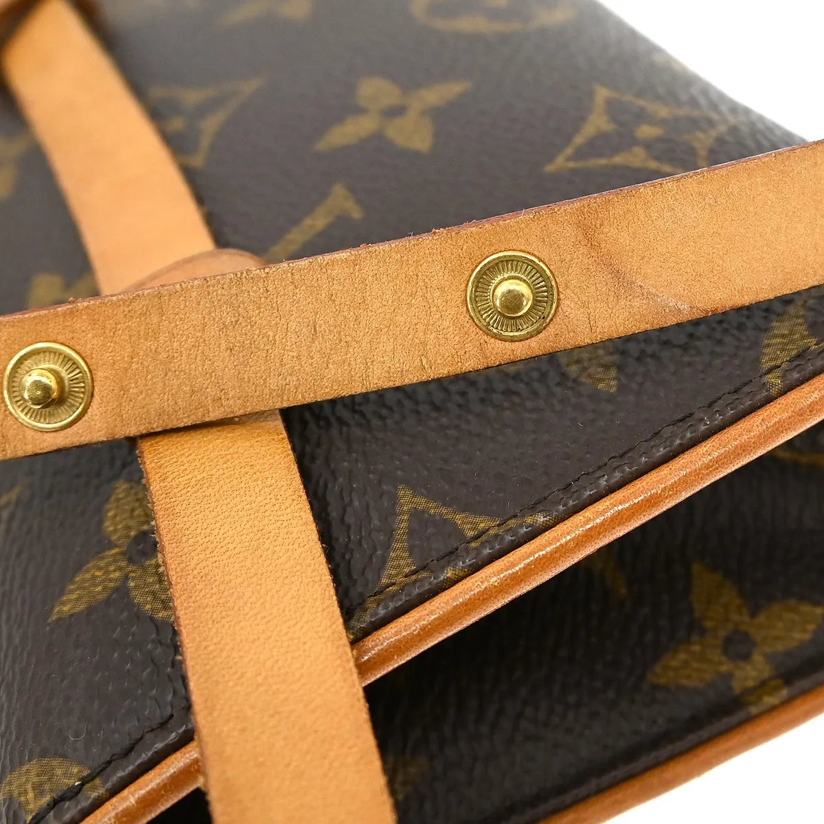 Louis Vuitton Florentine Waist Monogram Canvas, Brown, Canvas, Clutch