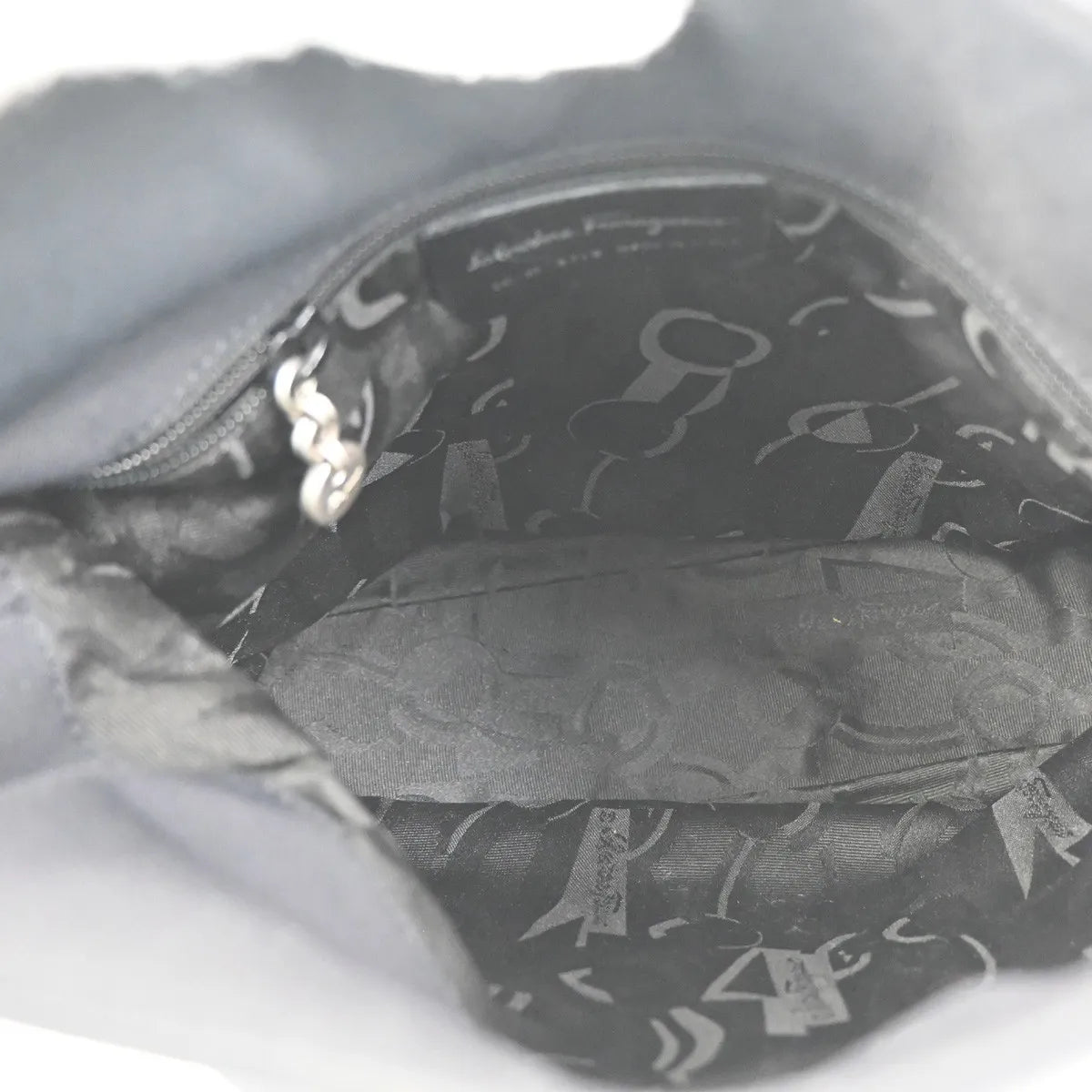 Salvatore Ferragamo Vara Nylon, Black, Nylon, Shoulder Bag