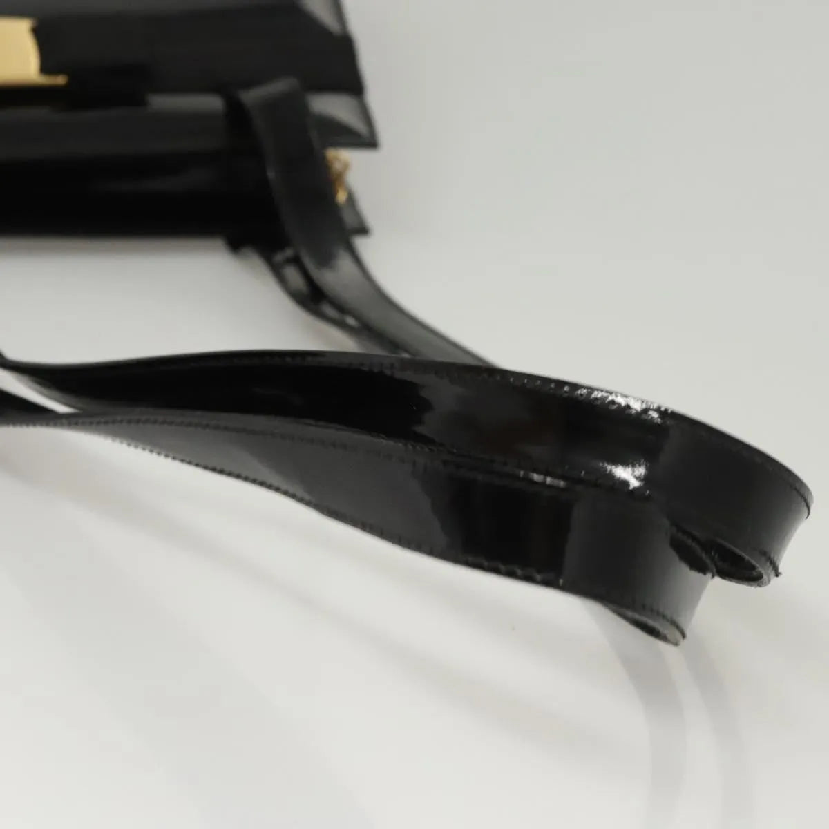 Salvatore Ferragamo Vala Patent Leather, Black, Patent Leather, Shoulder Bag